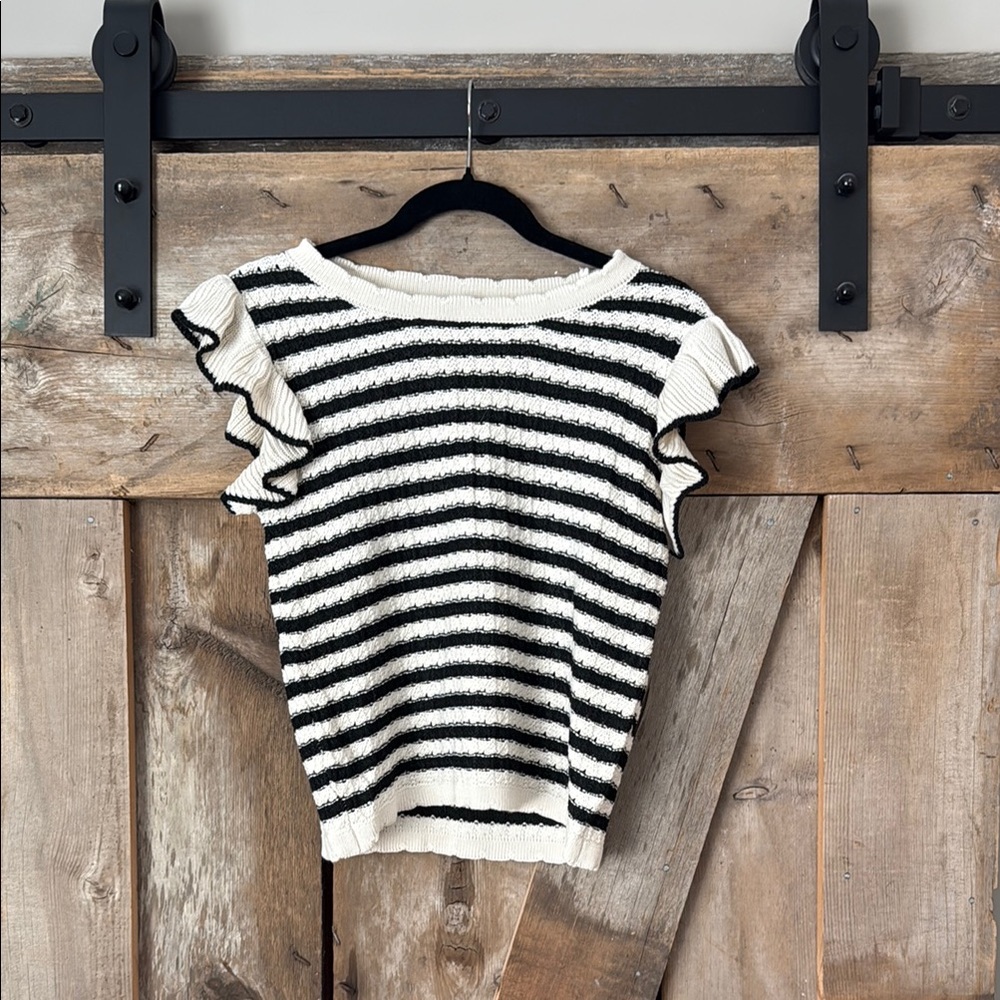 NWOT Black and White Ruffled Sweater Tank